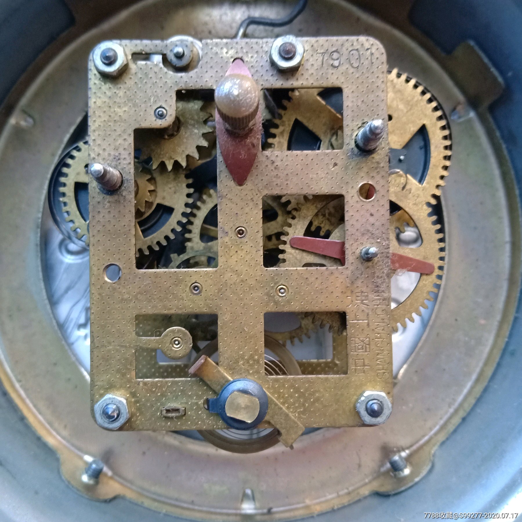 上海产钻石牌全铜机芯老闹钟