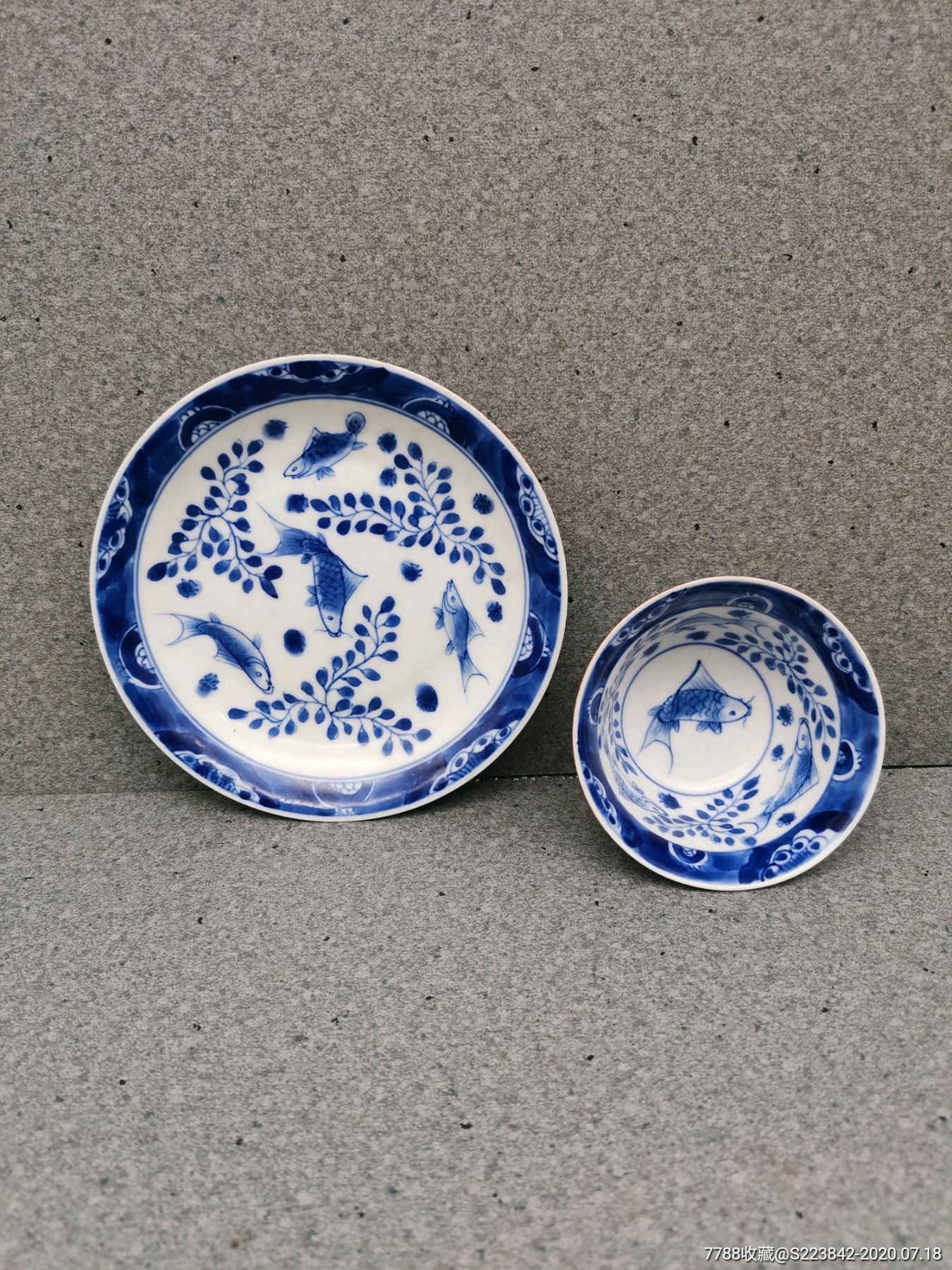 越南海捞出水清康熙青花鱼藻纹套杯