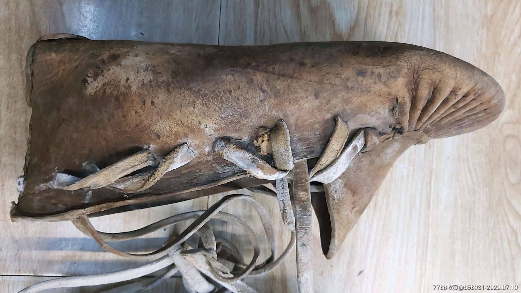 东北靰鞡鞋"乌拉鞋"