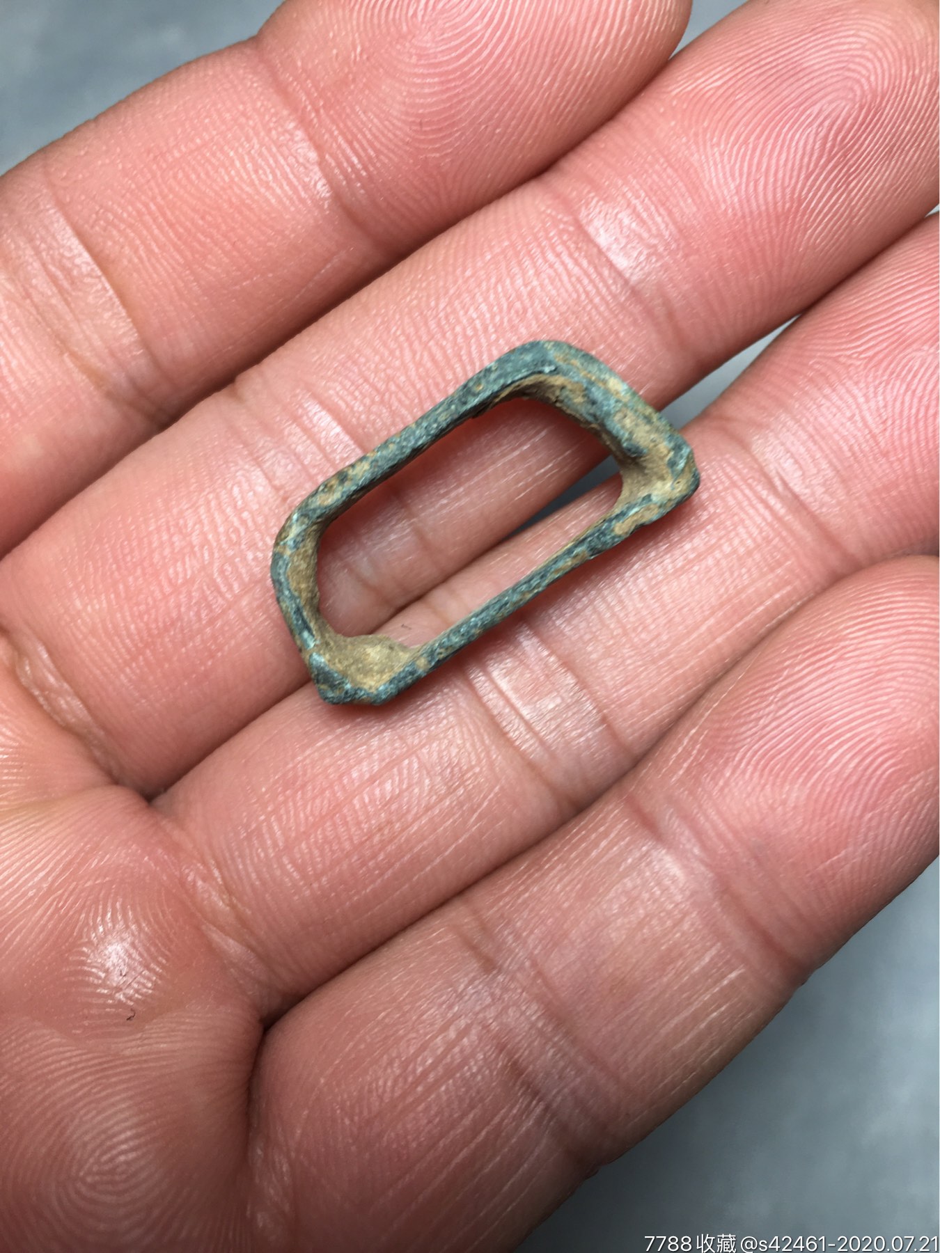 战国青铜小带扣