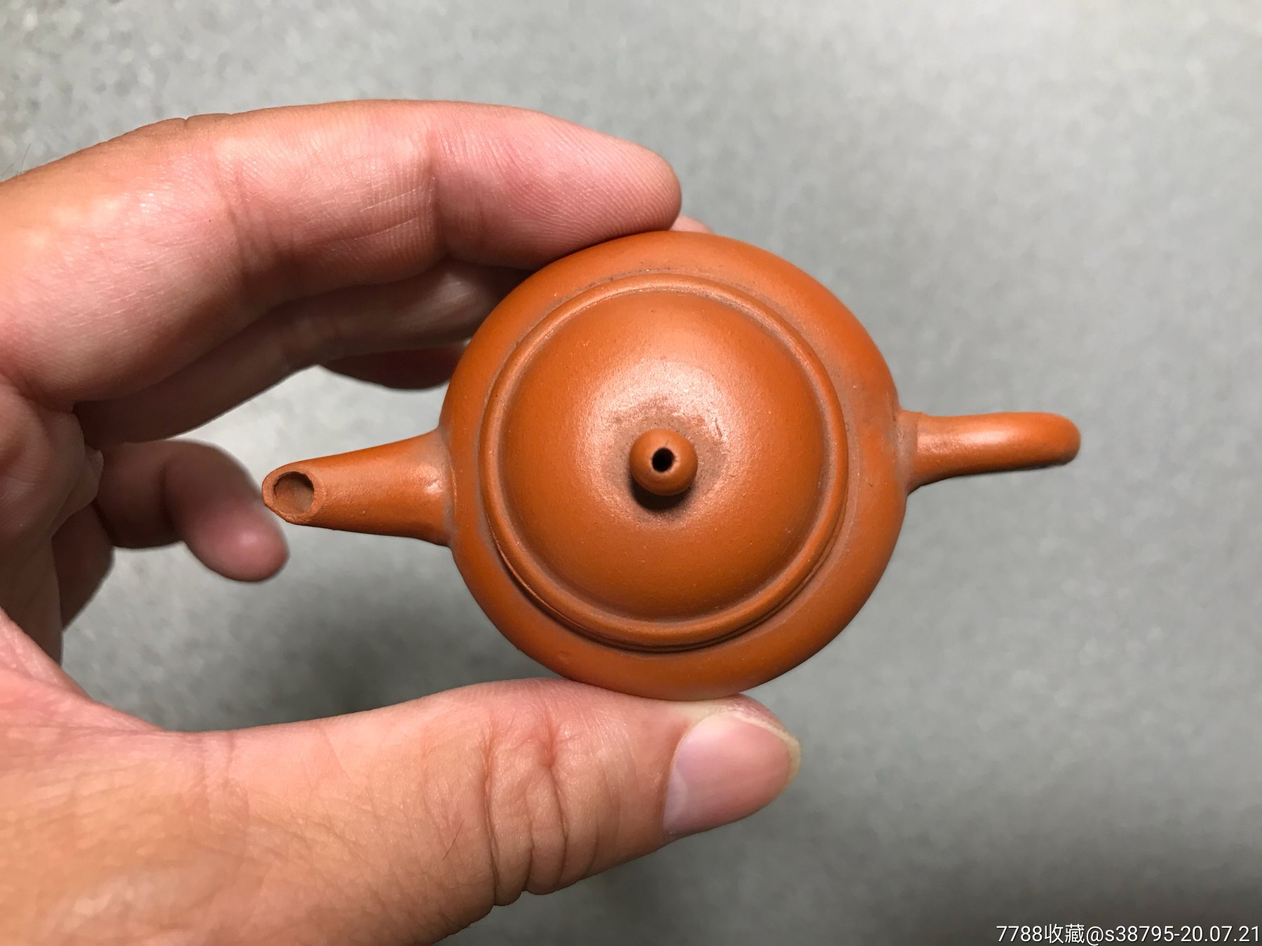七八十年代荆溪惠孟臣制微型水平紫砂茶壶