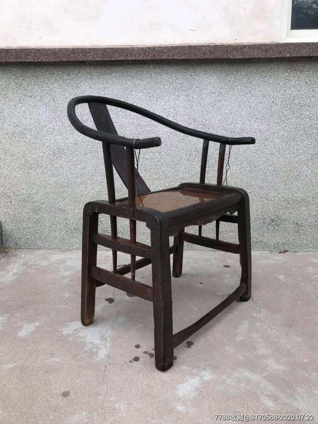 下乡所得桑木乞丐椅单只刚刚清洗干净结实牢固