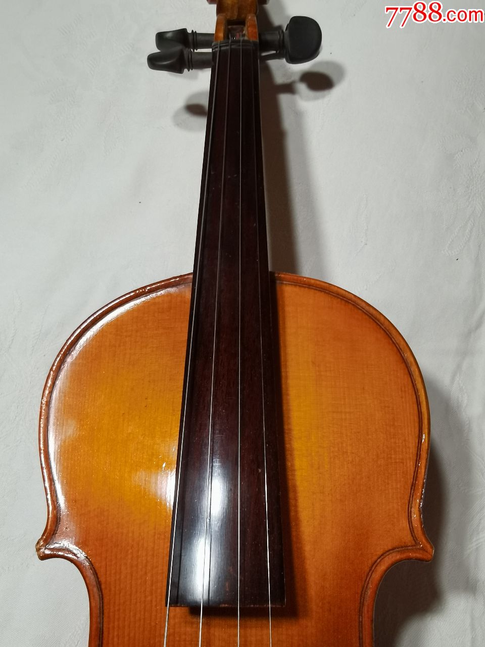 百灵牌4分之4成人小提琴