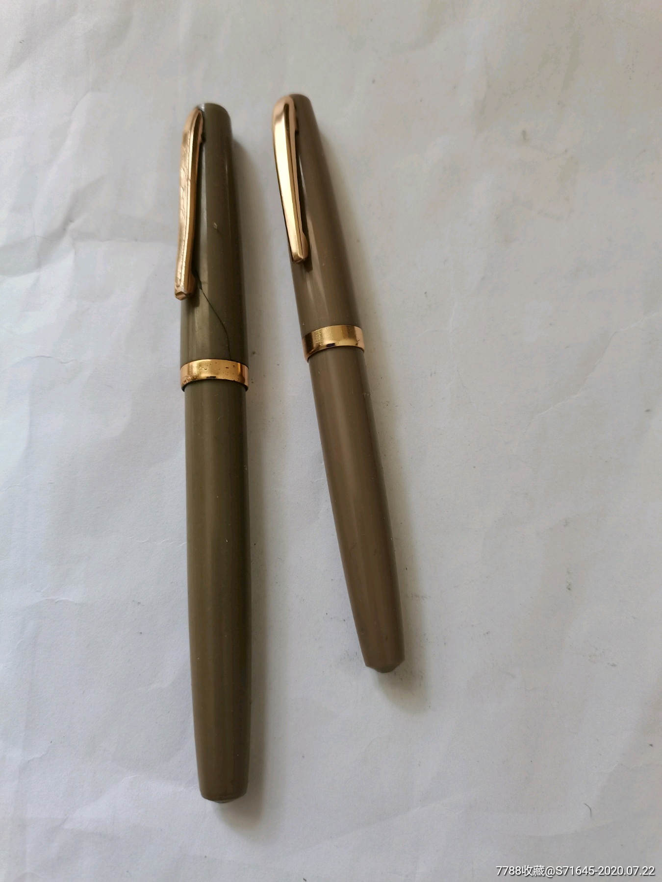 新华新民老钢笔2支,11一11.7厘米