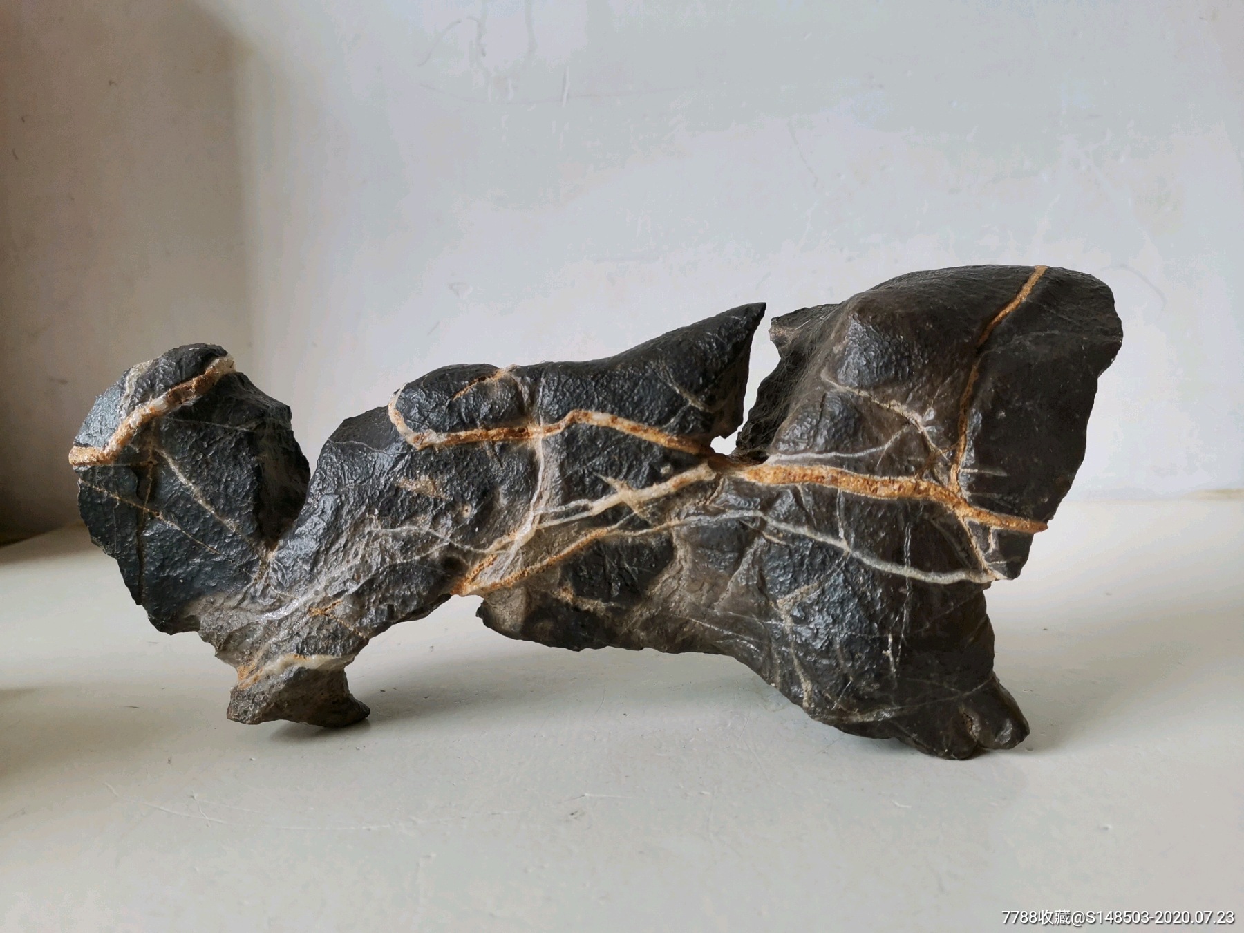 七八十年代原配底座老赏石