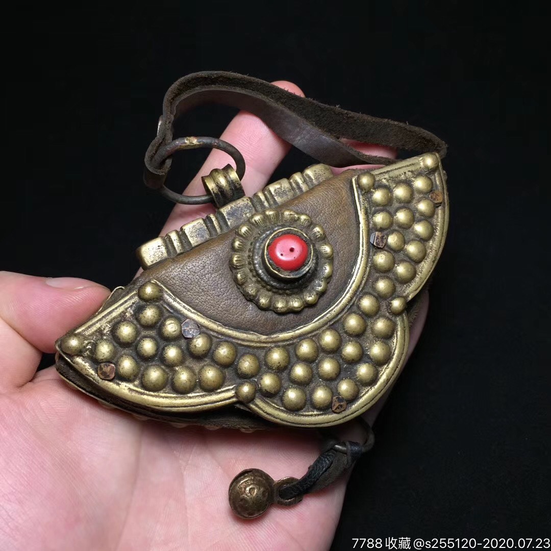 藏区回收老物件针线包钱包