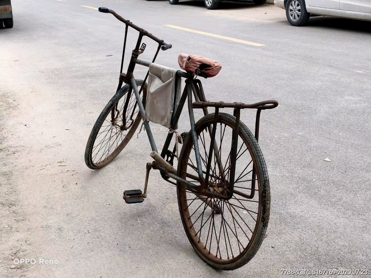拍摄一辆老式自行车。照片摄影图片_ID:124447189-Veer图库