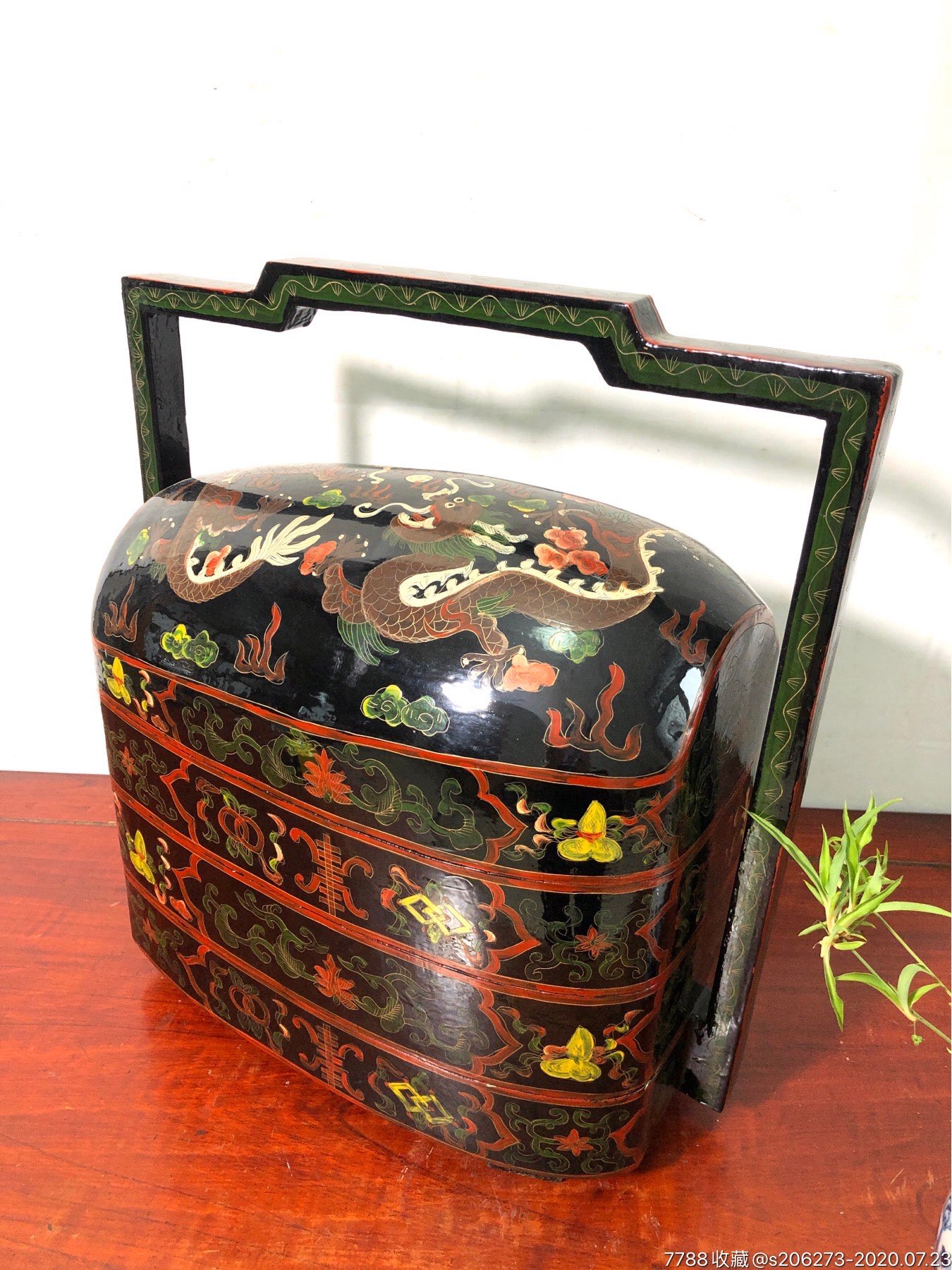 大漆描画三层大提盒