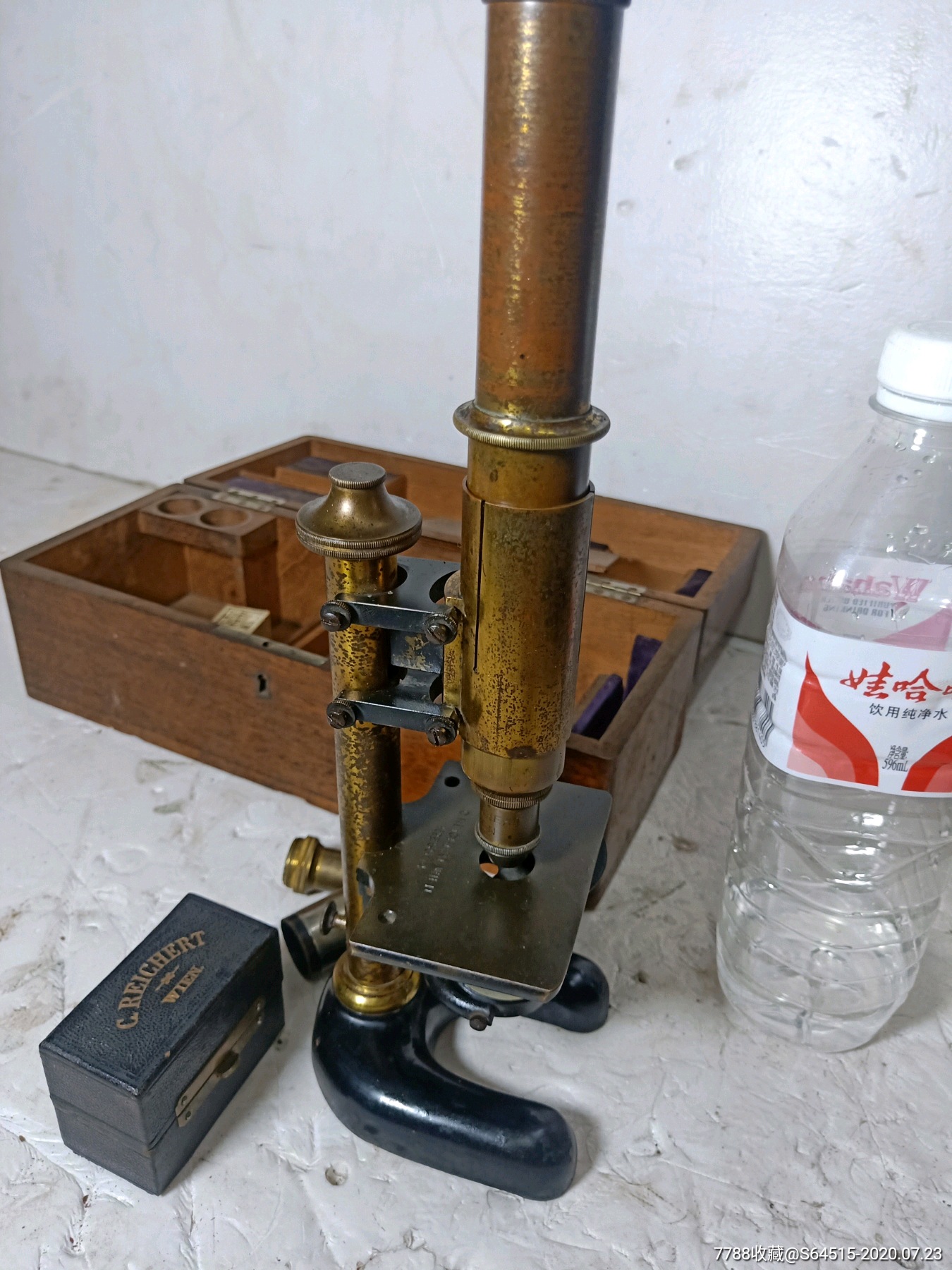 二战时期,医用显微镜