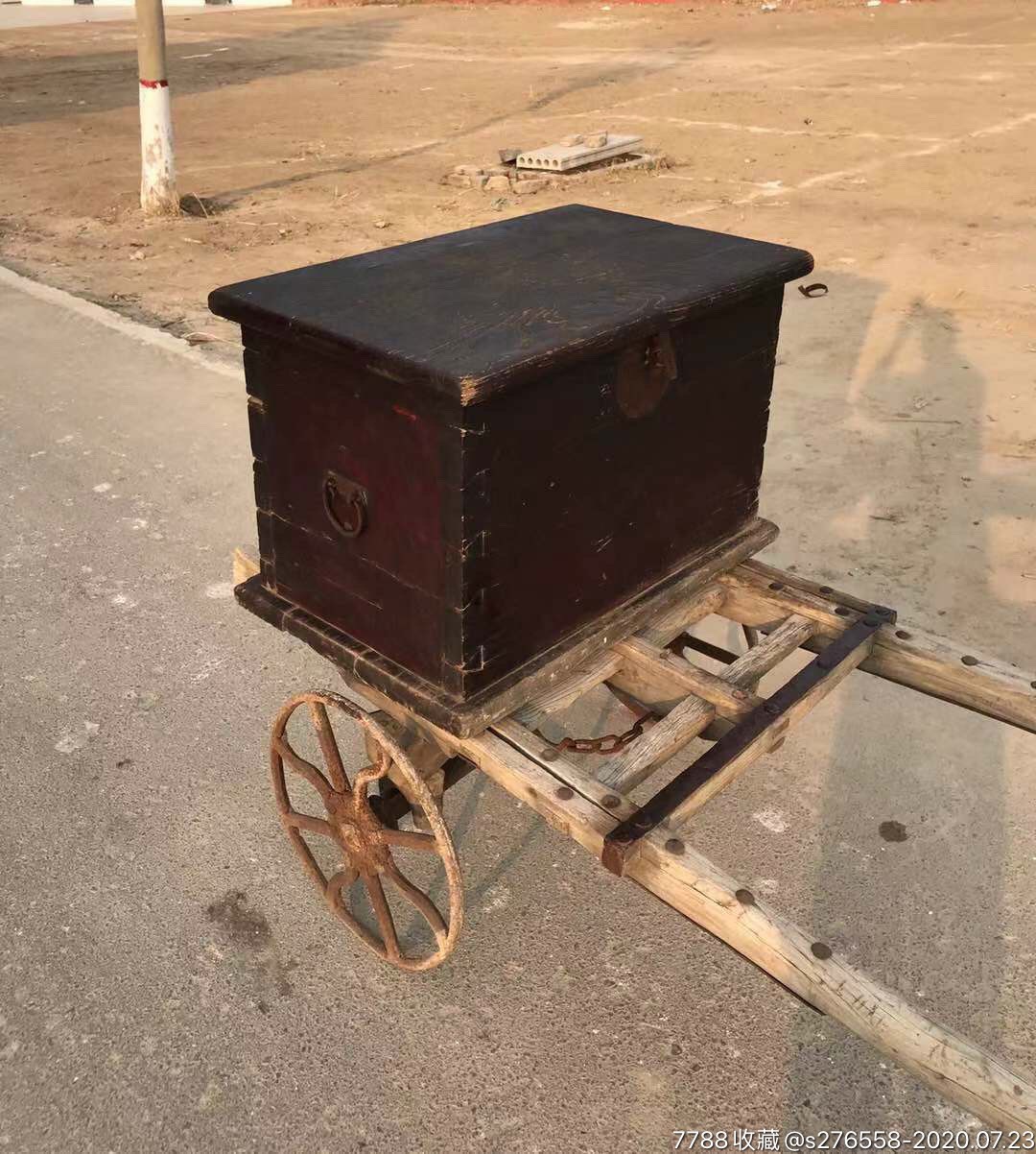 镖车:清代,古代押镖专用车,保存完整,品相一流,榆木