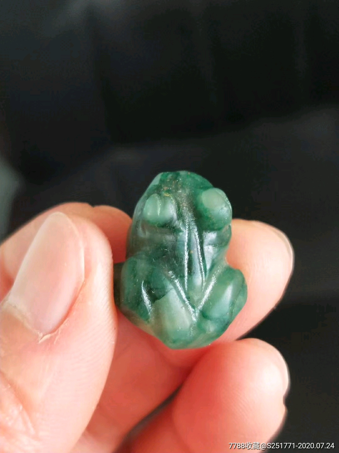 民国时期翡翠小青蛙