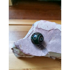 建国前藏传三眼天珠_天珠_玛瑙天珠__民国__眼珠__圆形_____  9.