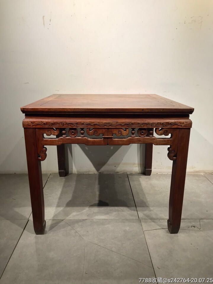 清代榉木八仙桌四面雕刻拐子龙马蹄足小拉钱牙板雕刻缠枝莲雕刻精细