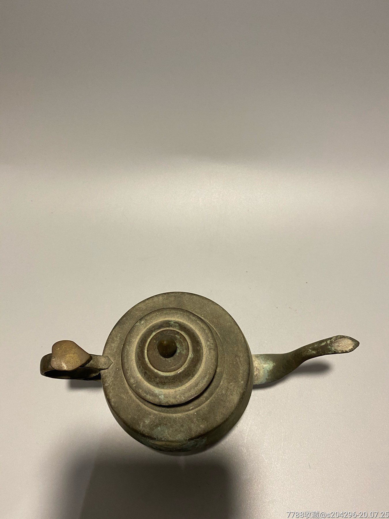 老铜酒壶,造型漂亮