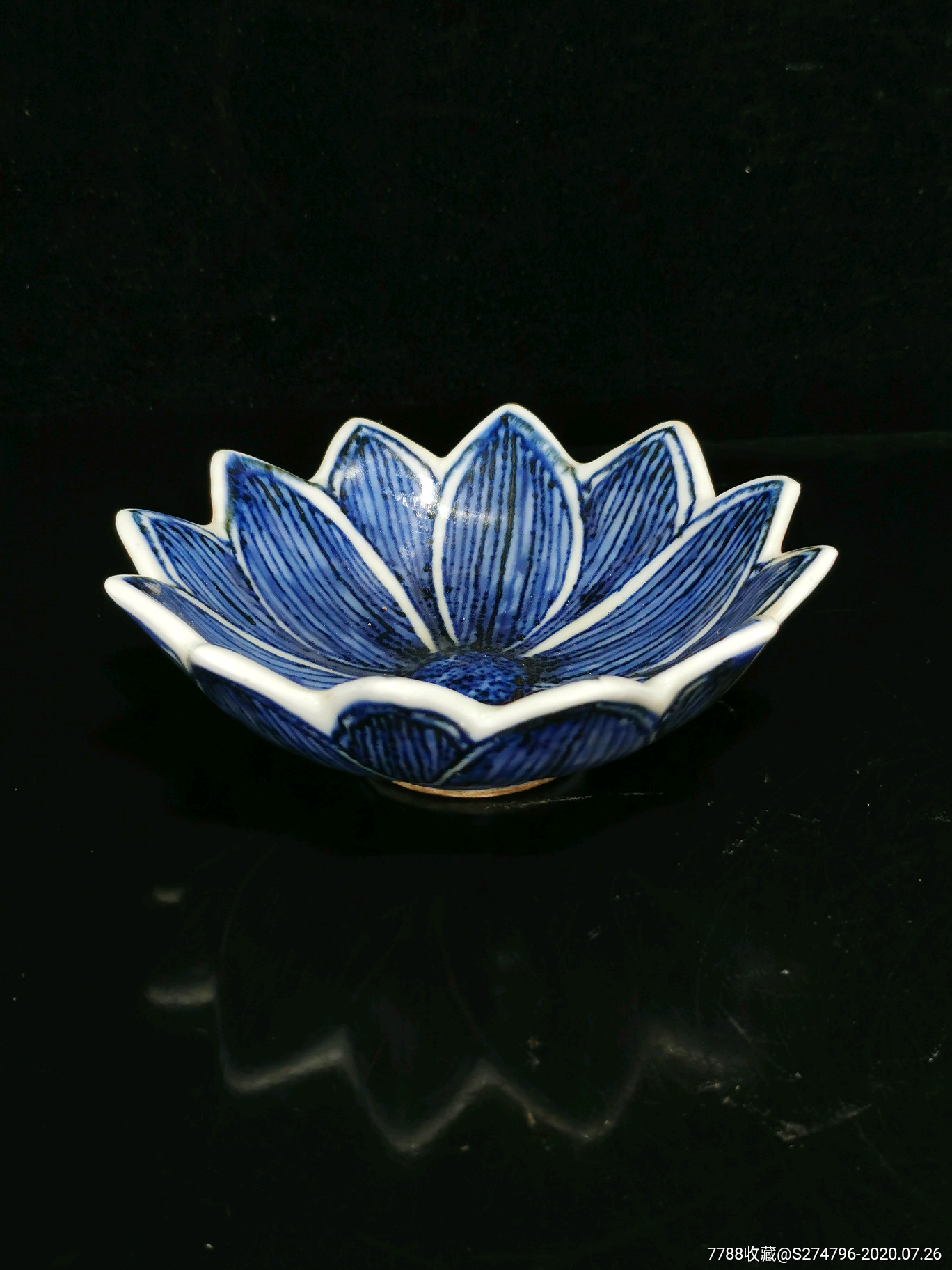 青花莲花口蜡烛台,青花瓷_第5张_7788青花瓷收藏