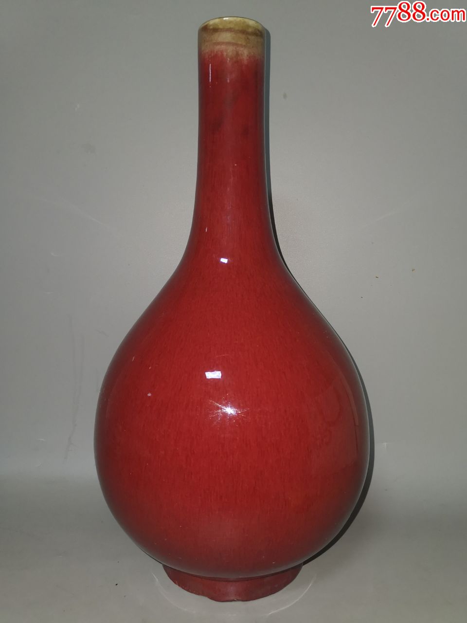 朱砂红垂把瓶