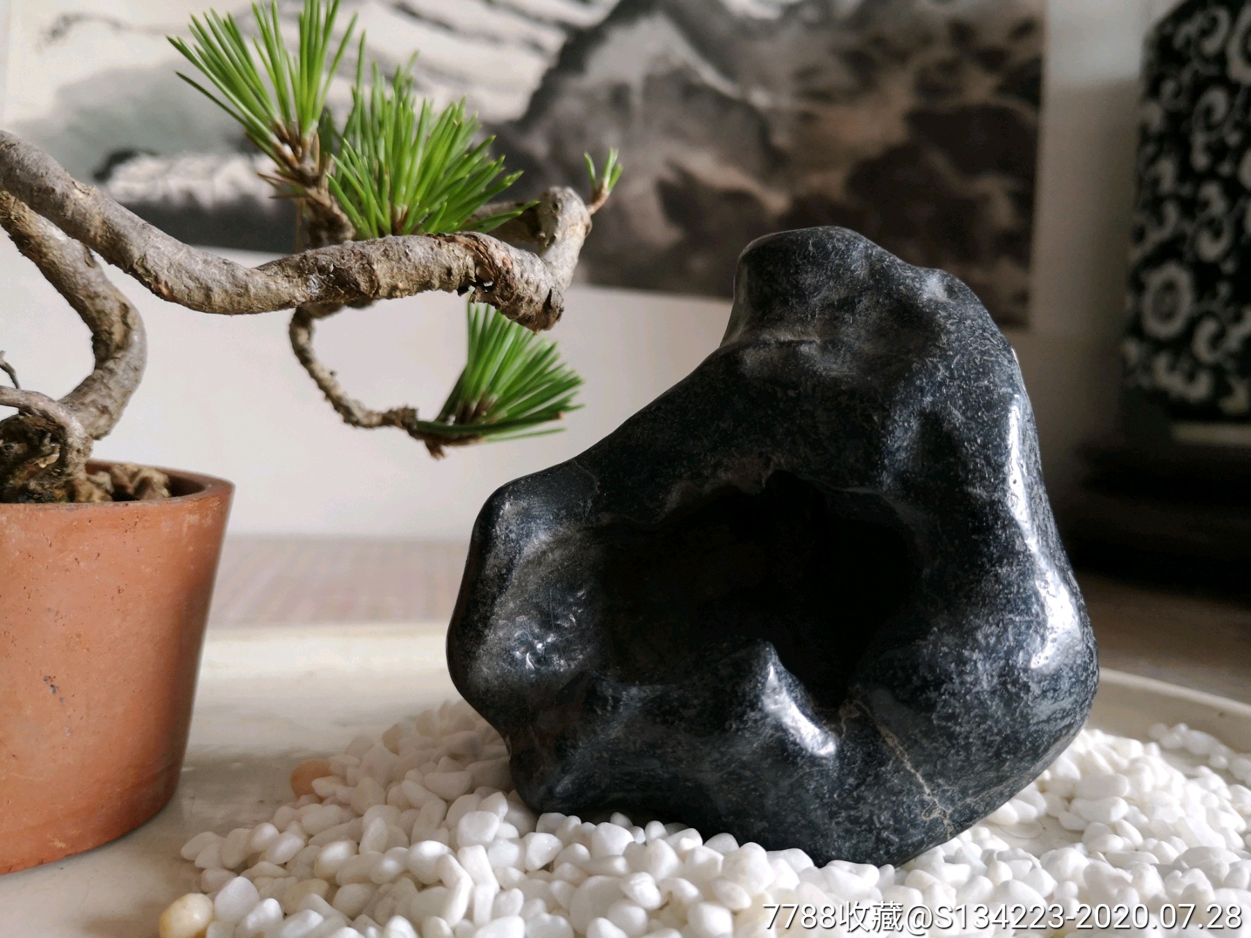 贵州墨金石打坐