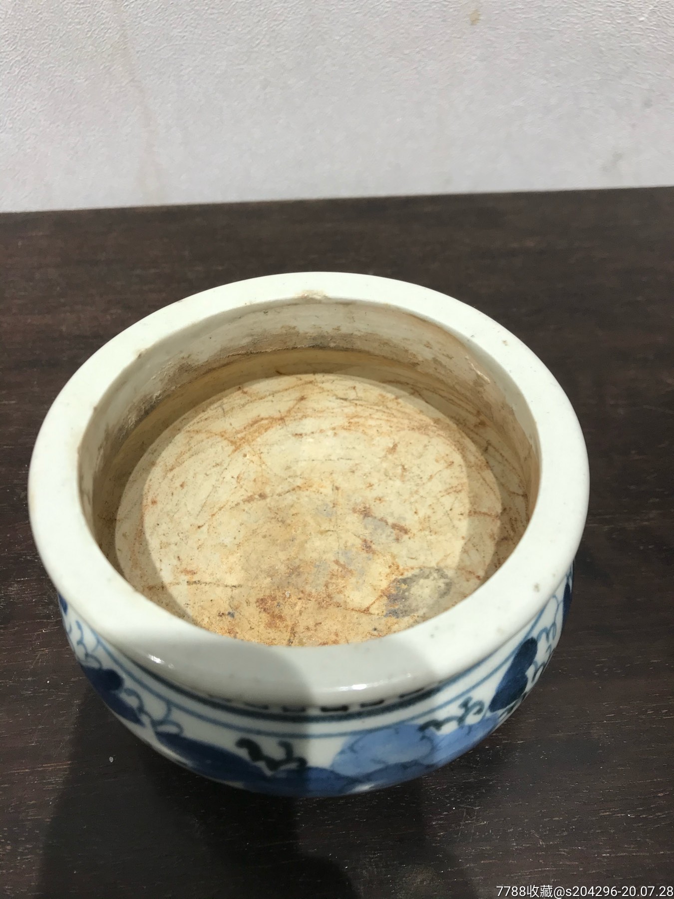 清代青花花卉纹瓷香炉