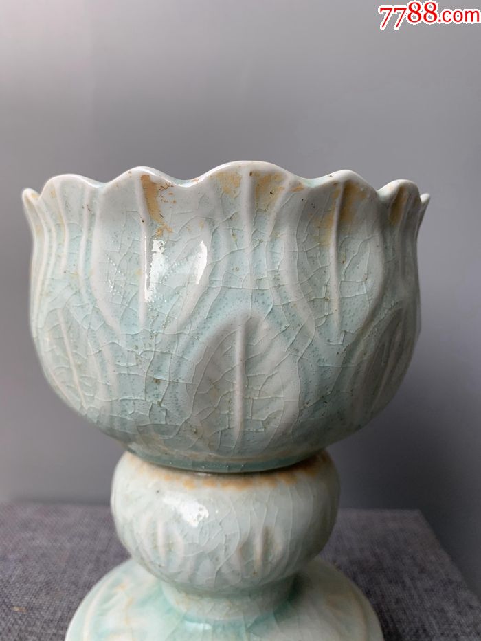 首页 零售 青白瓷/影青瓷 >> 宋代湖田窑影青杯