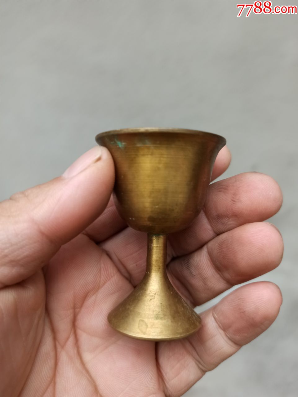 几十年的全品铜器杯子,品相如图所示