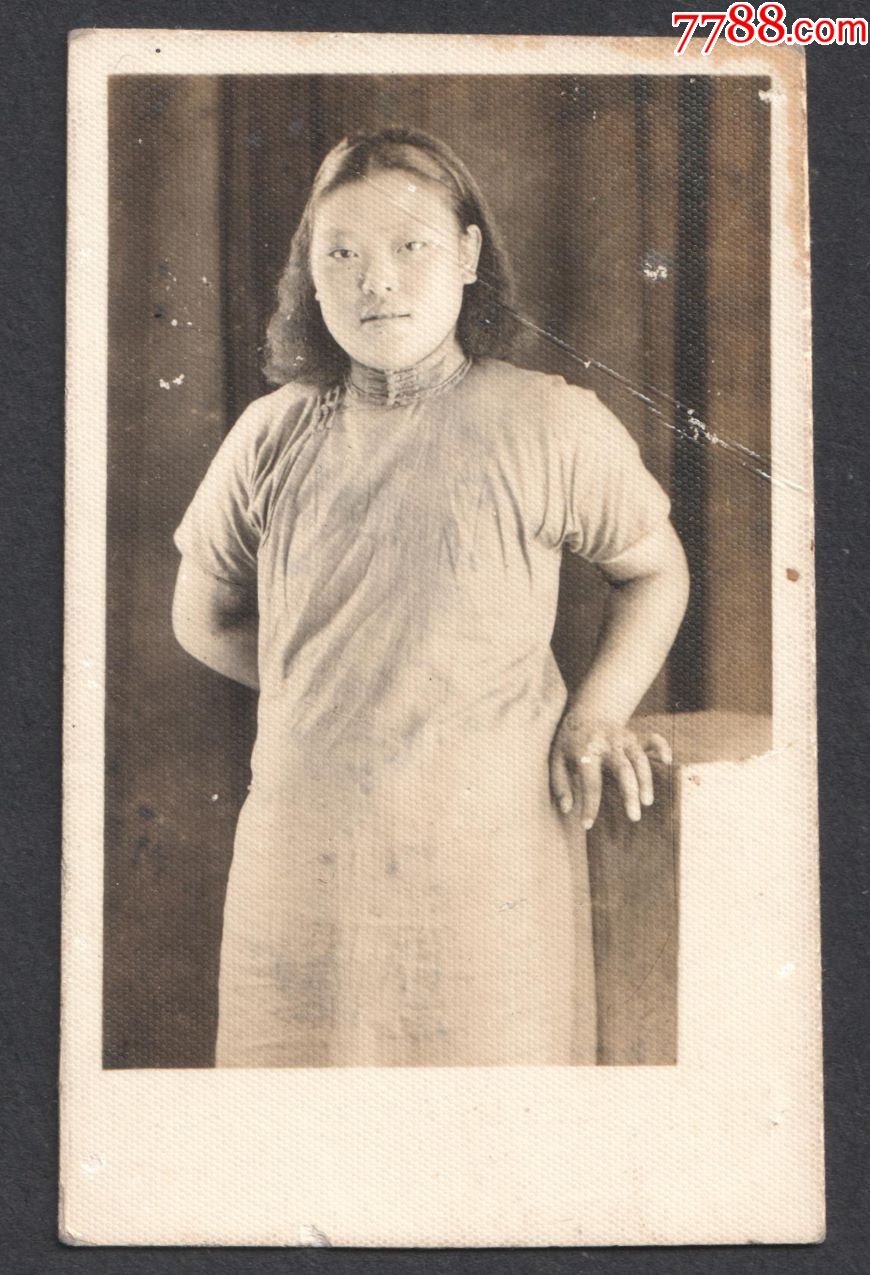 民国老照片1935年女学生签赠照