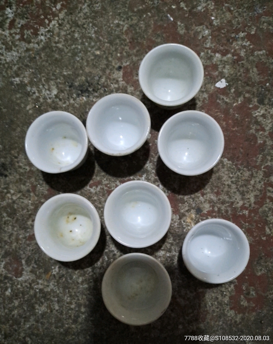 8个酒杯瓷器
