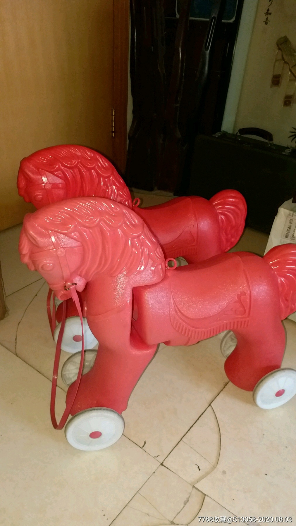 极美品罕见文革经典玩具塑料小红马宝马