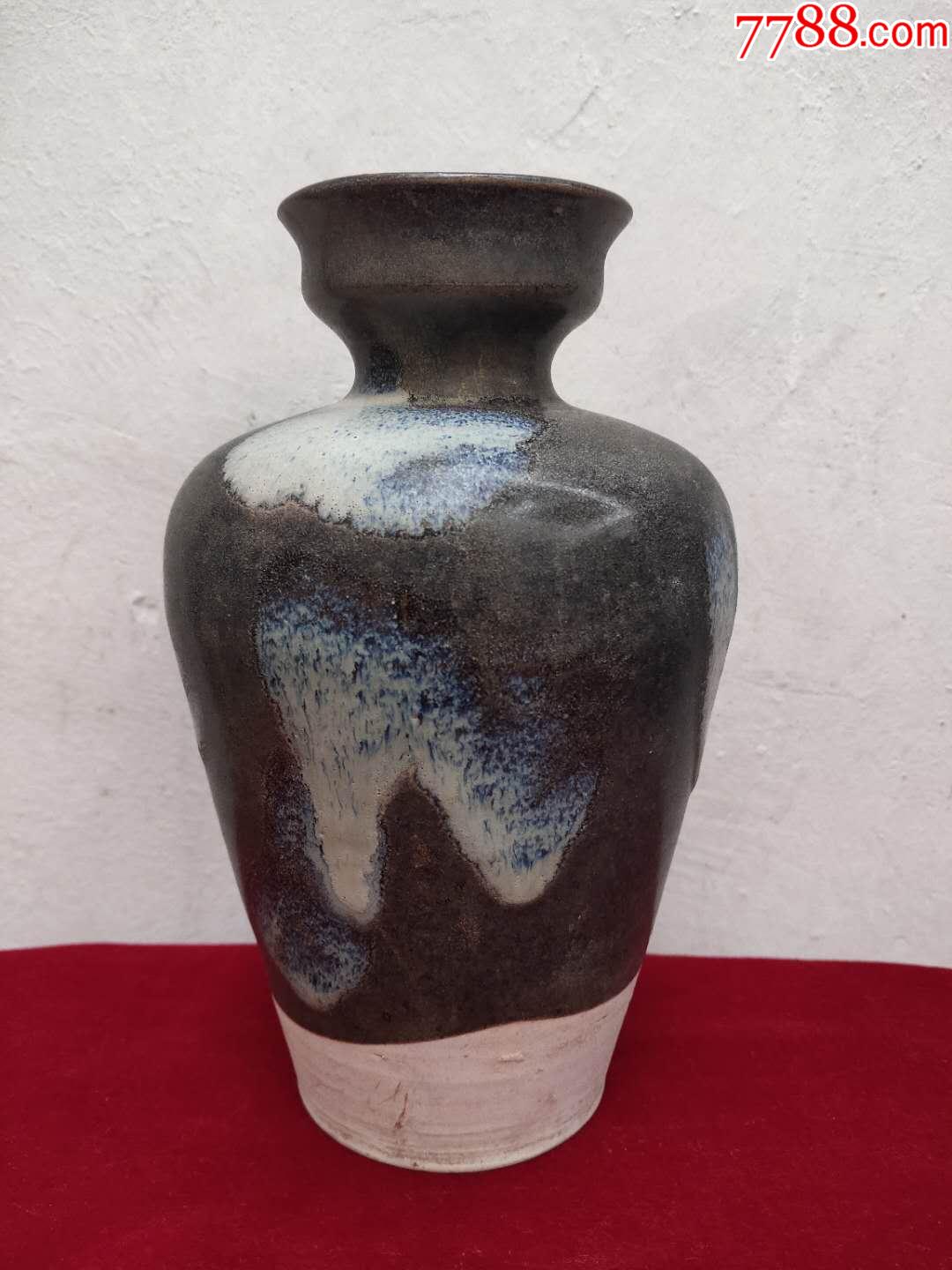 唐代鲁山窑花瓷敞口瓶