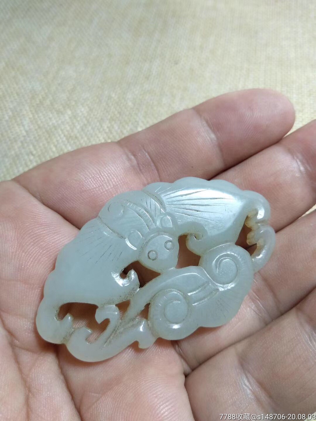 旧藏和田玉蝙蝠玉佩