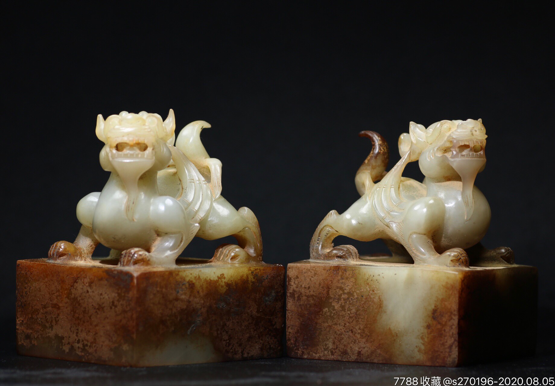 精品和田玉旧藏回流貔貅瑞兽一对