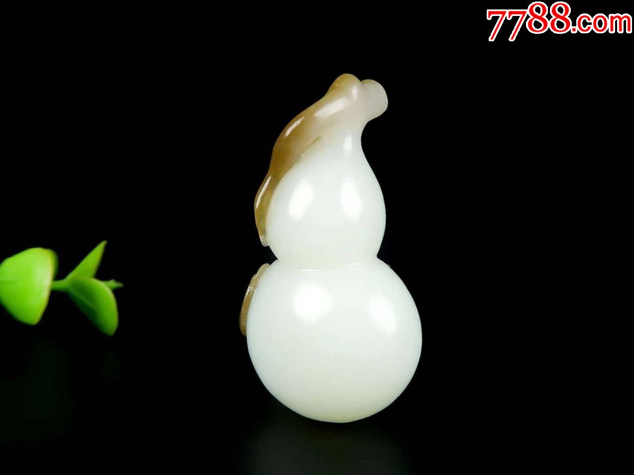 福禄和田玉俏色巧雕葫芦挂件