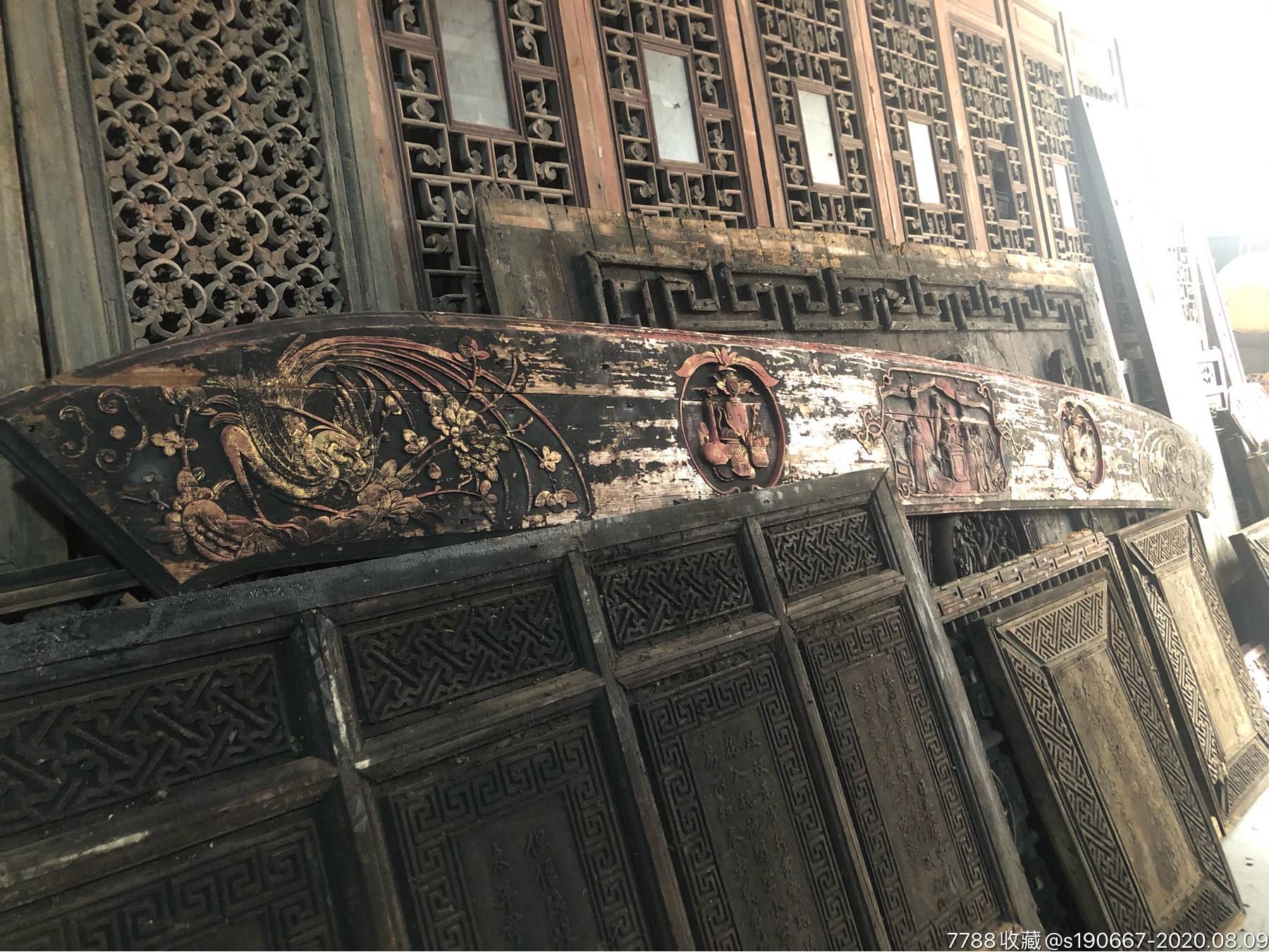 木雕建筑房梁老物件