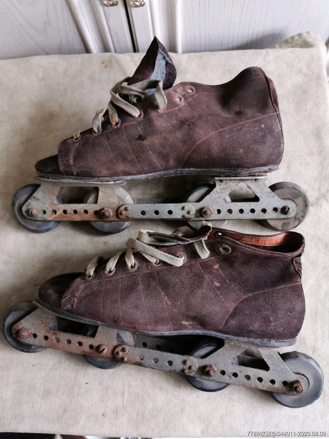 早期旱冰鞋老照片图片