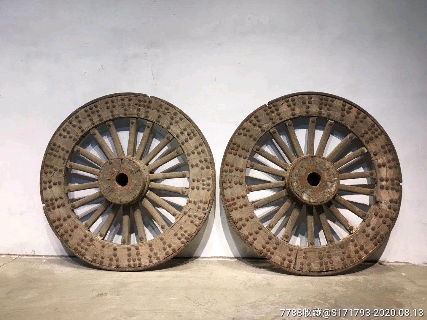 清代车轮一对榆木