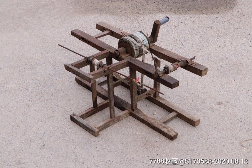 民俗老物件以前纺线用的纺车完整漂亮可正常使用尺寸72/51/35公分