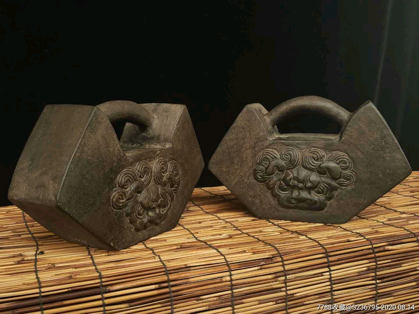 青石练工石锁一对