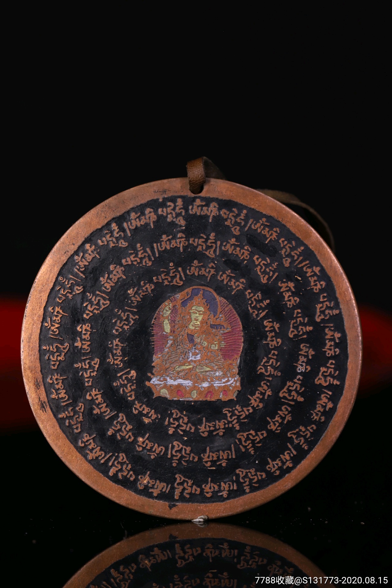 藏地护身铜唐卡挂牌护身符紫铜纯手工敲打錾刻描彩唐卡