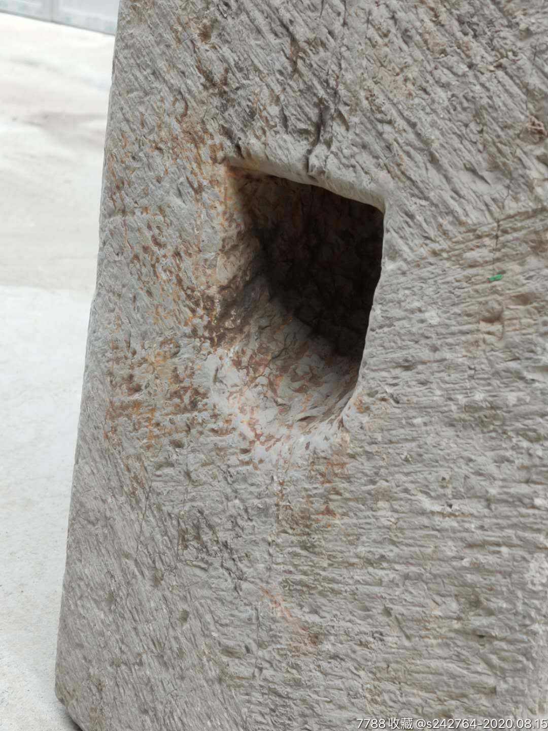 清代青石练功石一个.器形周正,包浆浓厚,重340斤左右.包老.