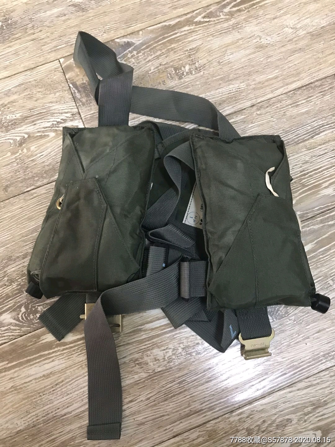 越战美军飞行员腋下救生衣