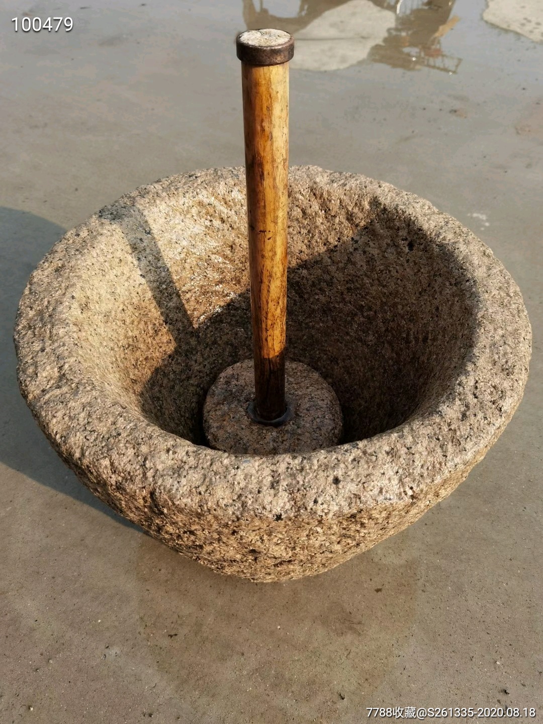 收的花岗岩大号石臼包浆自然老