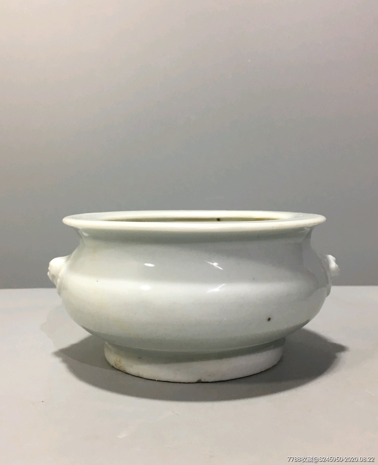 清代德化窑白釉白瓷狮首香炉狮耳炉