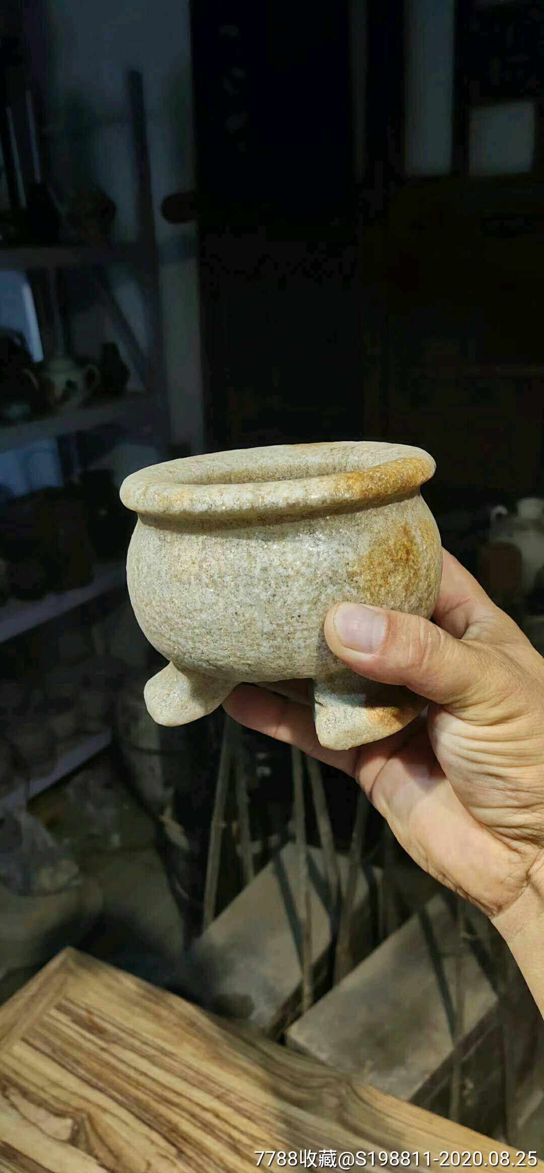 明代汉白玉弯腿三足香炉造型优美做工讲究保存完整高9直径115