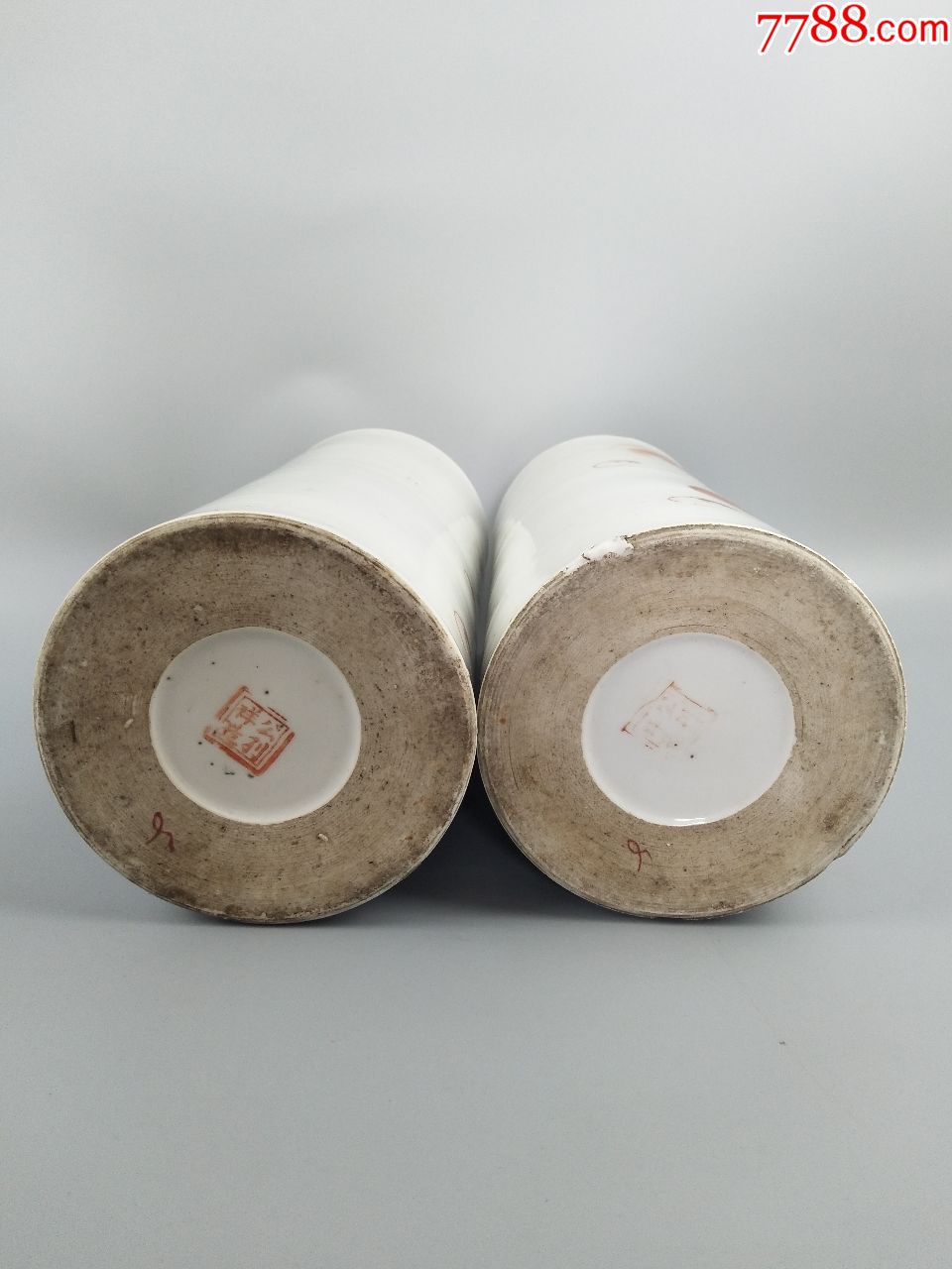 公利祥作粉彩狮子帽筒一对全品
