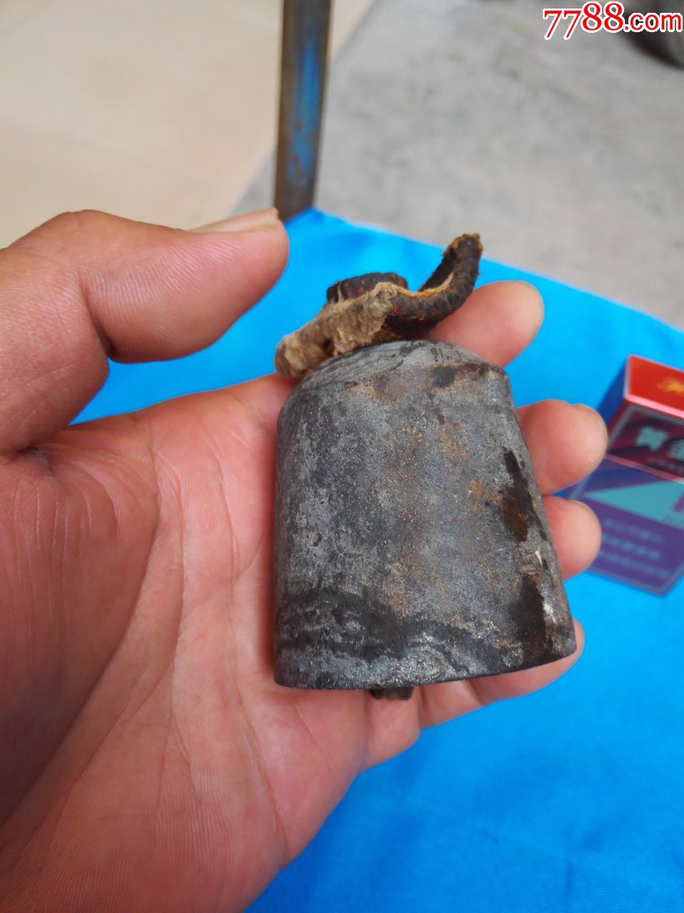 牲口用"铜铃铛"