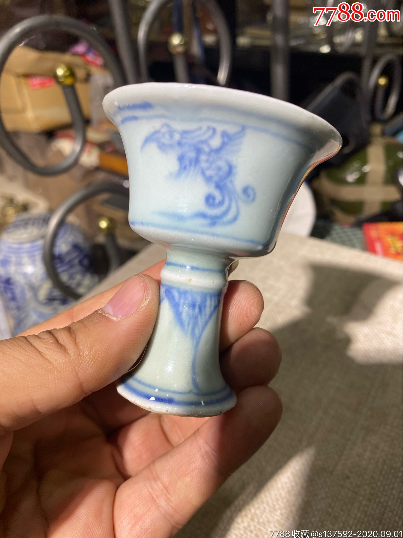 明代青花瓷高足杯