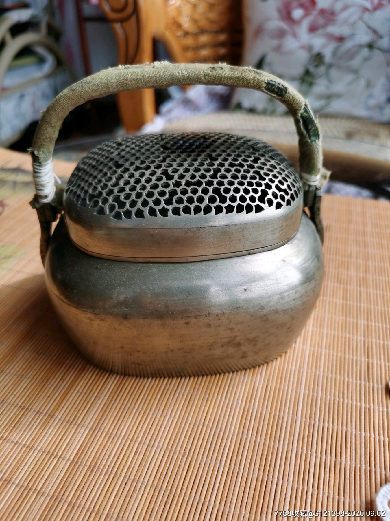 清代白铜手炉,掌中宝