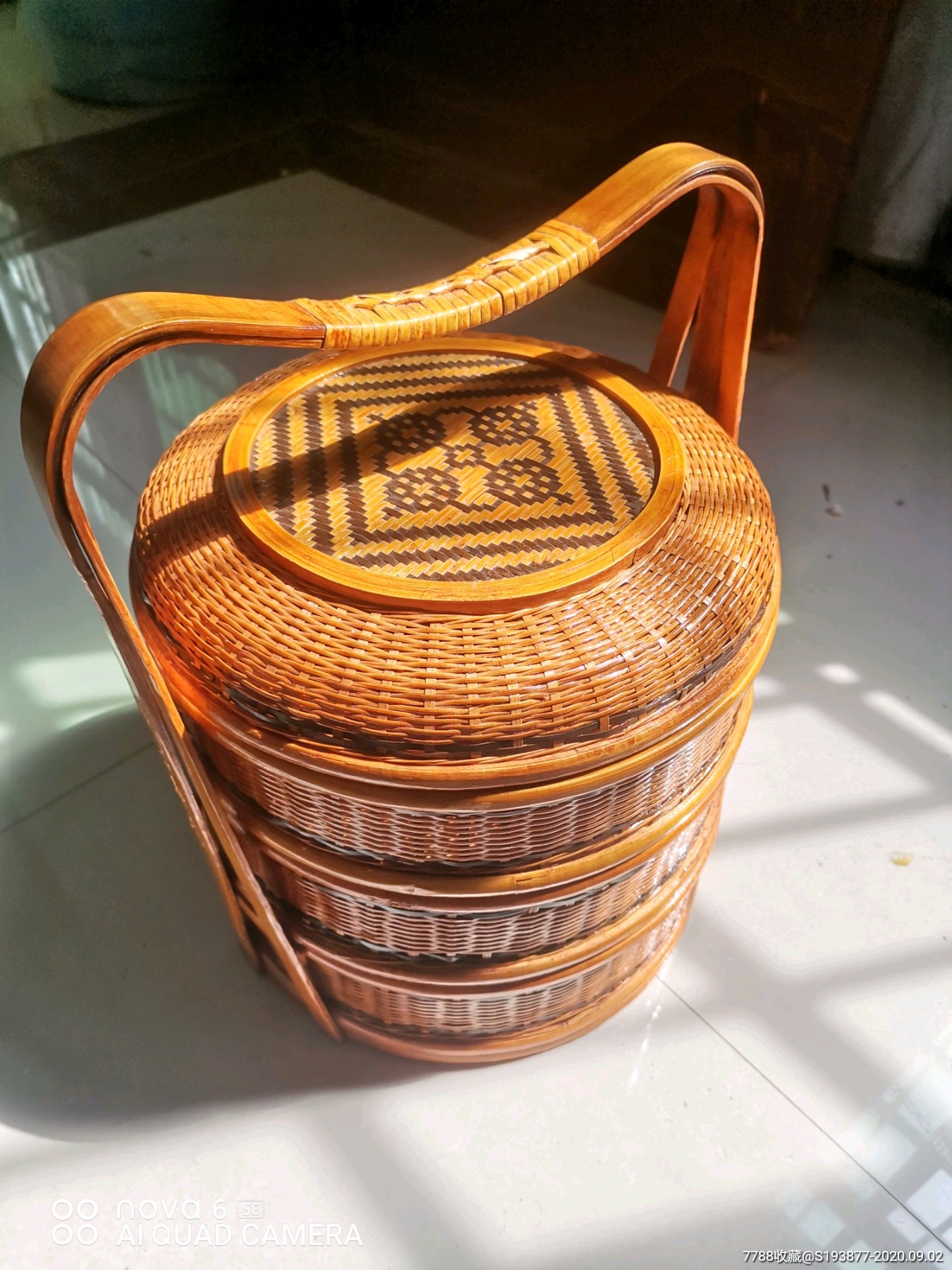 竹编精美三层大食盒一个