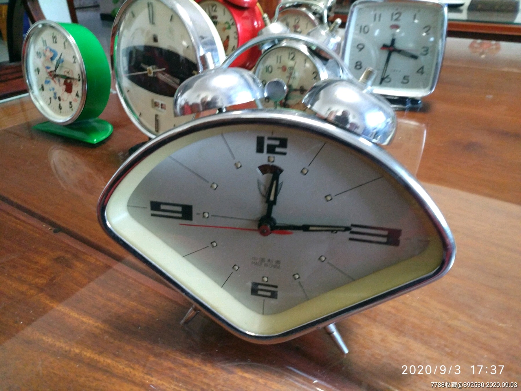 7080年代白鸽闹钟