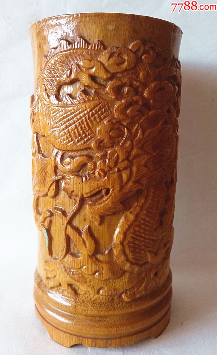 80年代手工雕刻老竹笔筒穿云龙