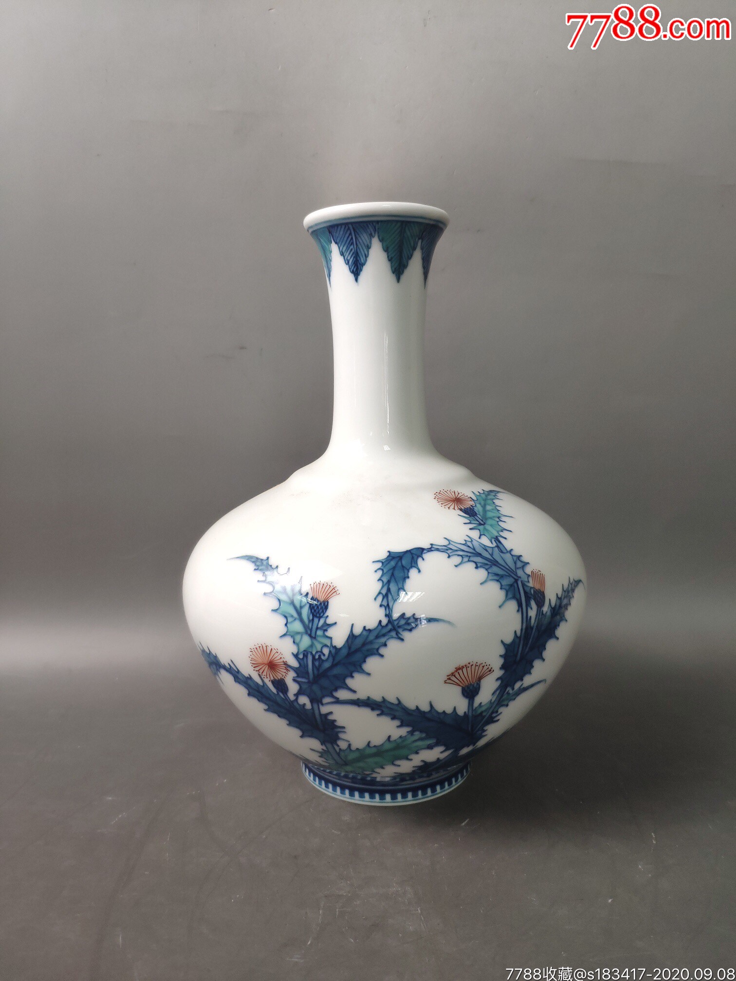 1596锅岛烧纯手绘野生植物大蓟纹花瓶高度约22厘米